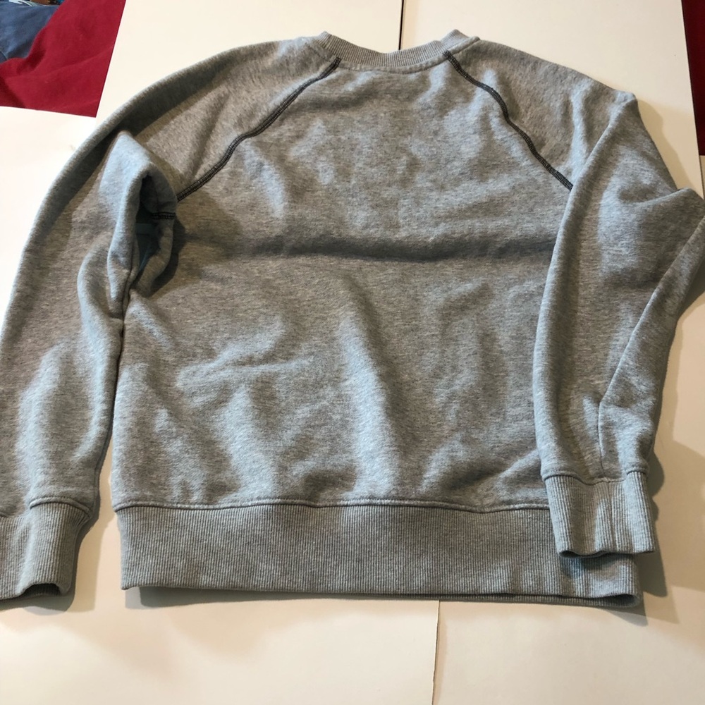 Fila Women's Sweatshirt Size Small Grey Long Sleeve Crewneck; Great Condition - Picture 5 of 5